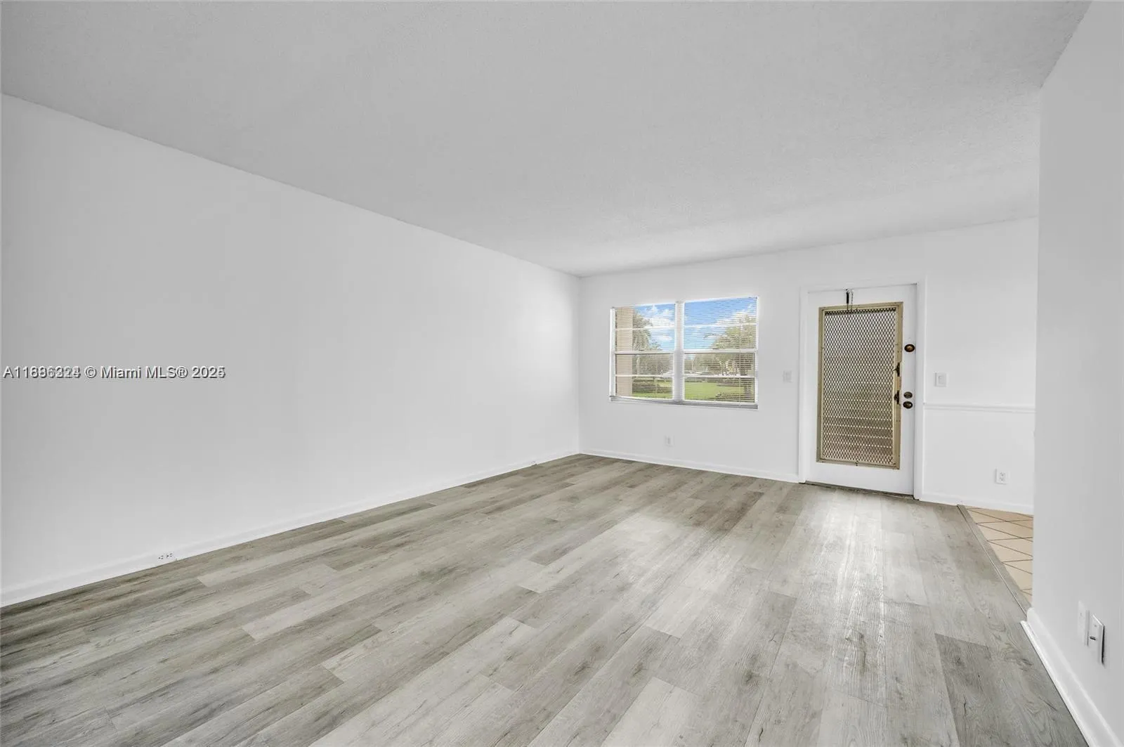 257 Fanshaw G, #257