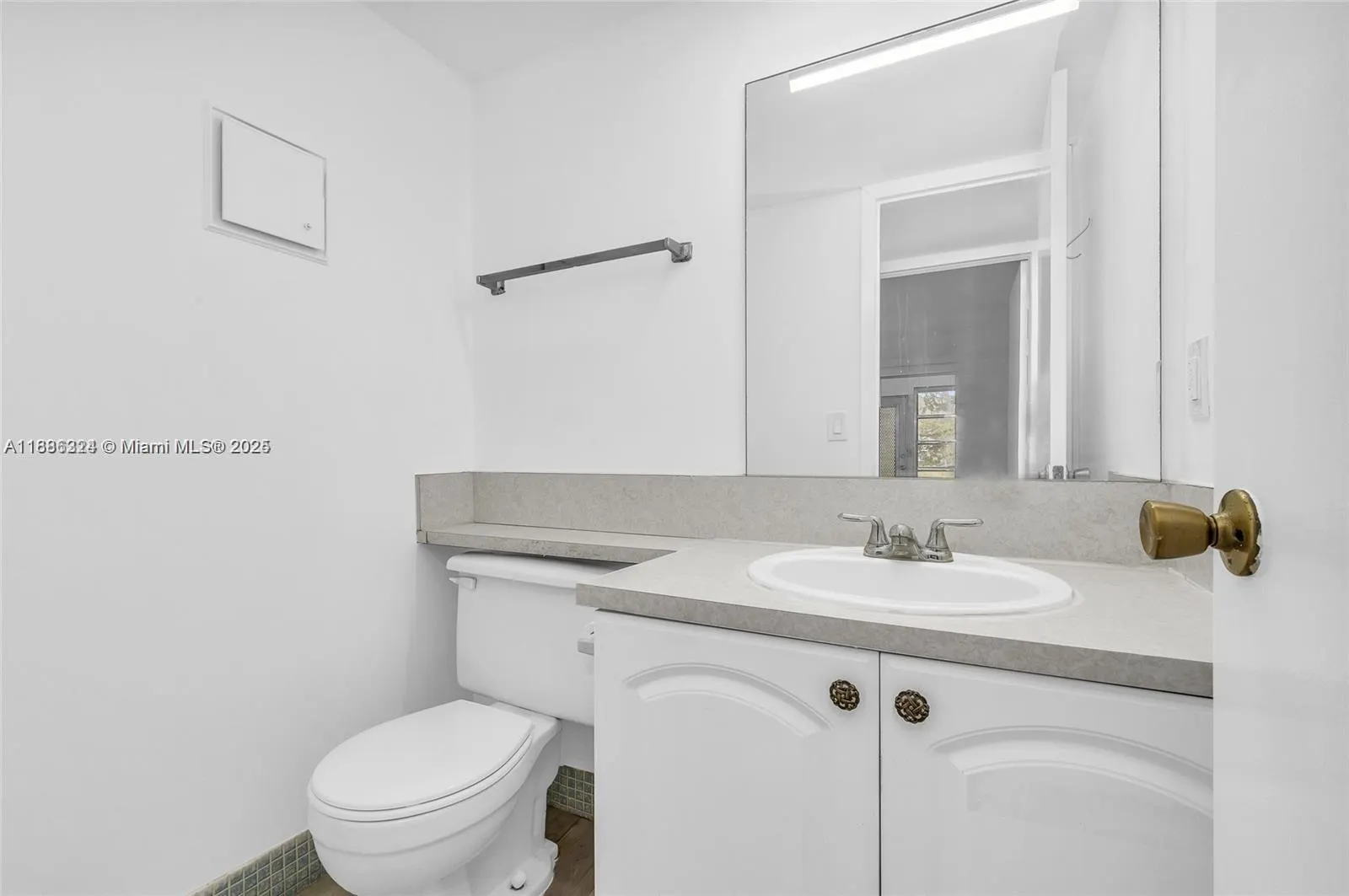257 Fanshaw G, #257