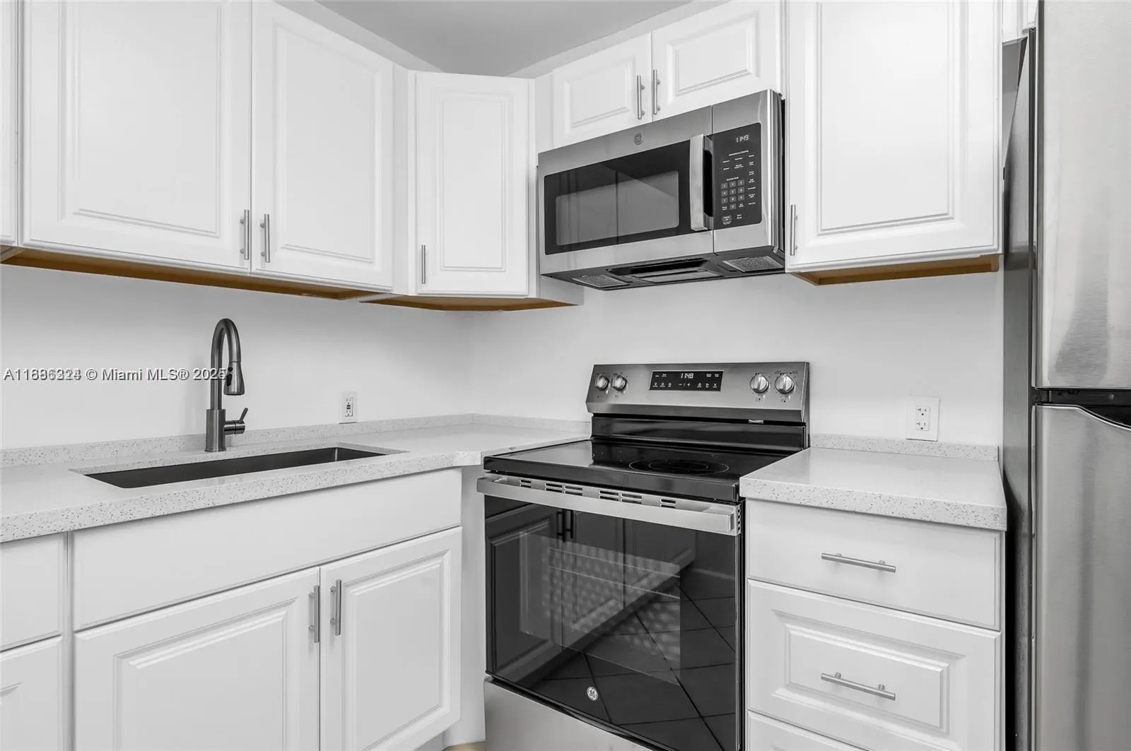 257 Fanshaw G, #257
