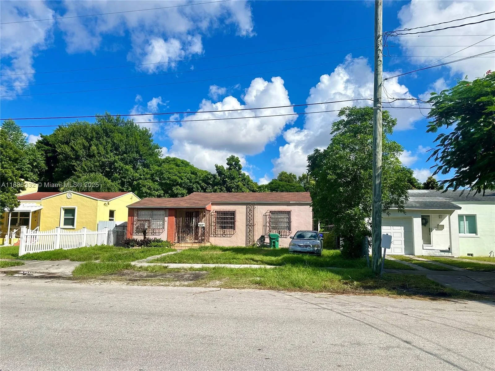 2473 SW 14th St