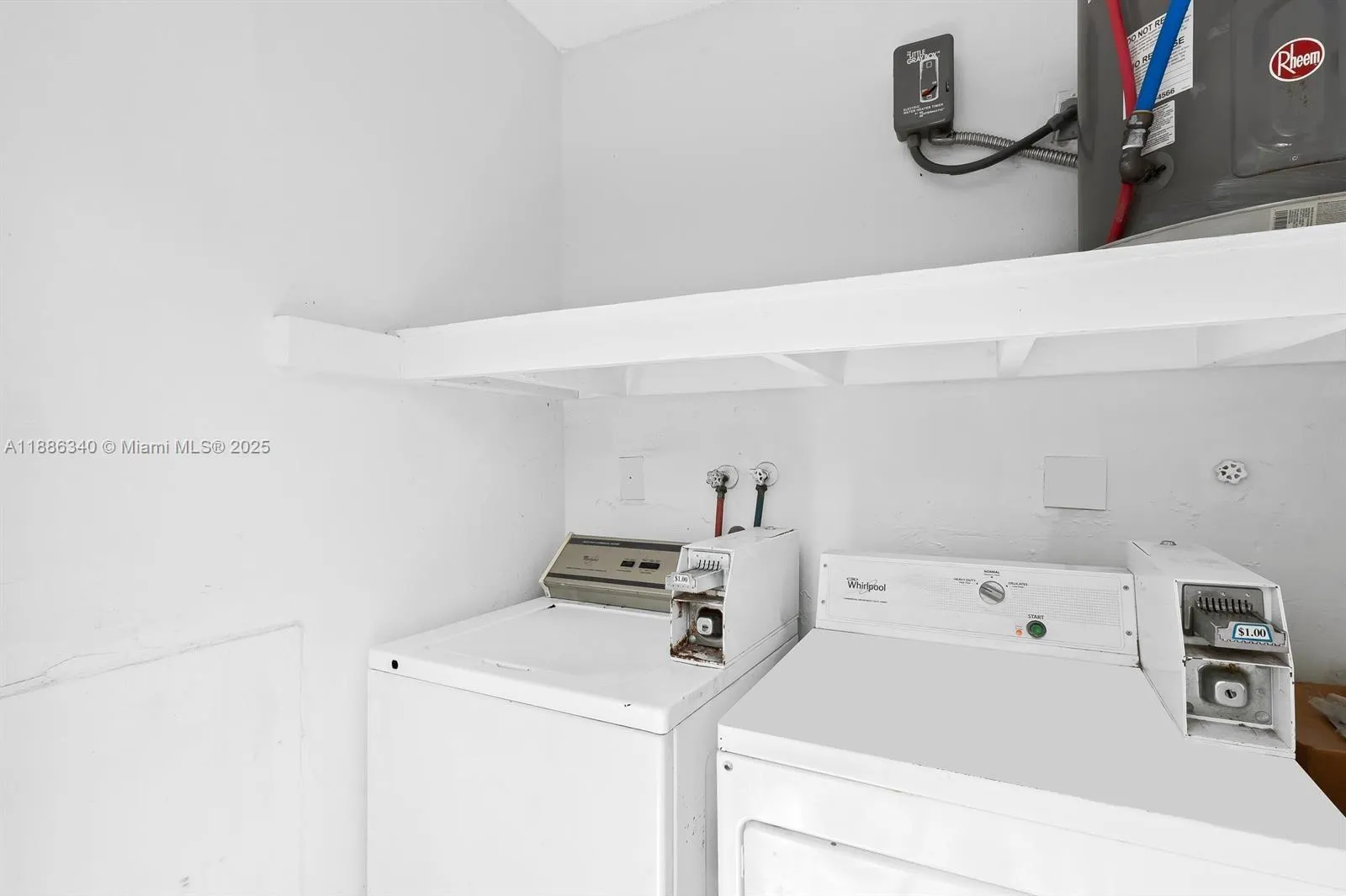 1109 NE 6th Ave, #2