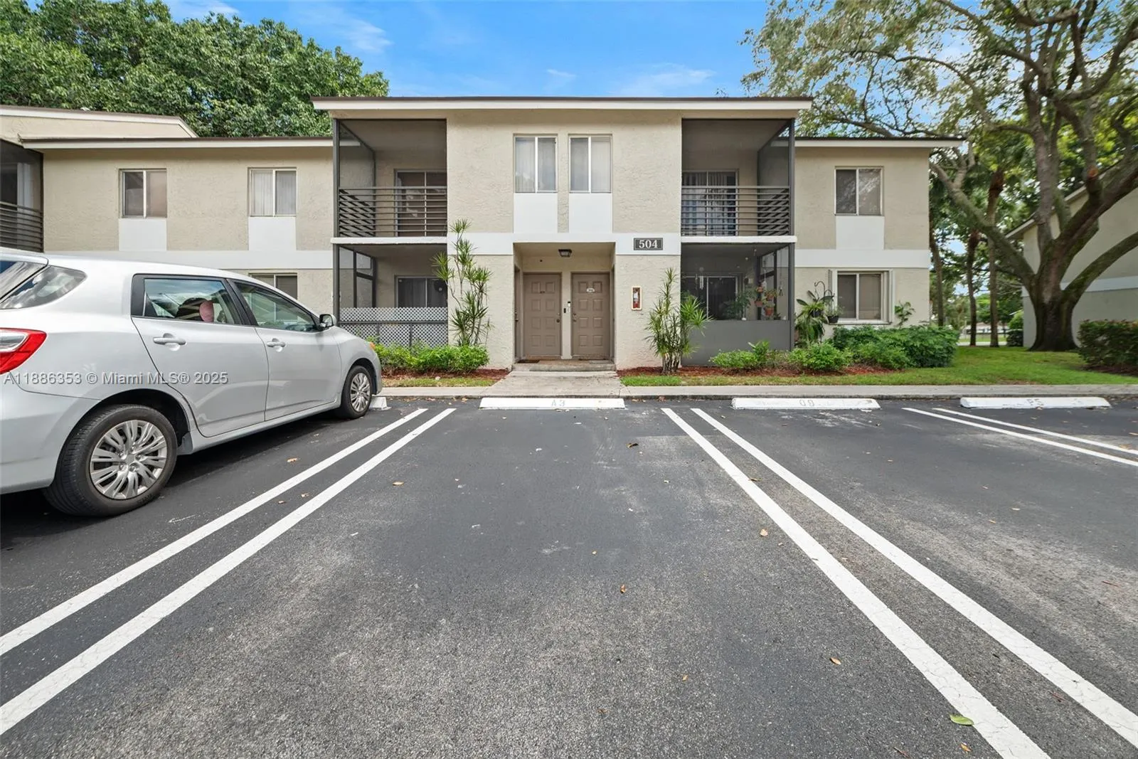 504 Gardens Drive, #203