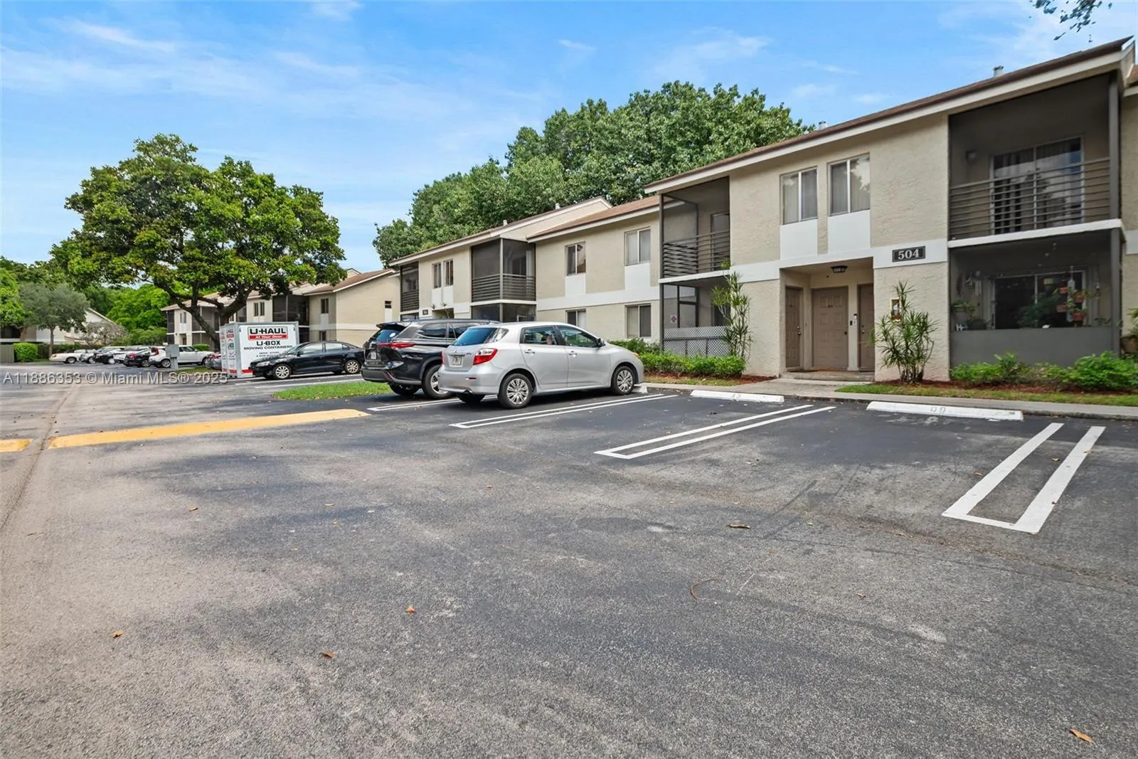 504 Gardens Drive, #203