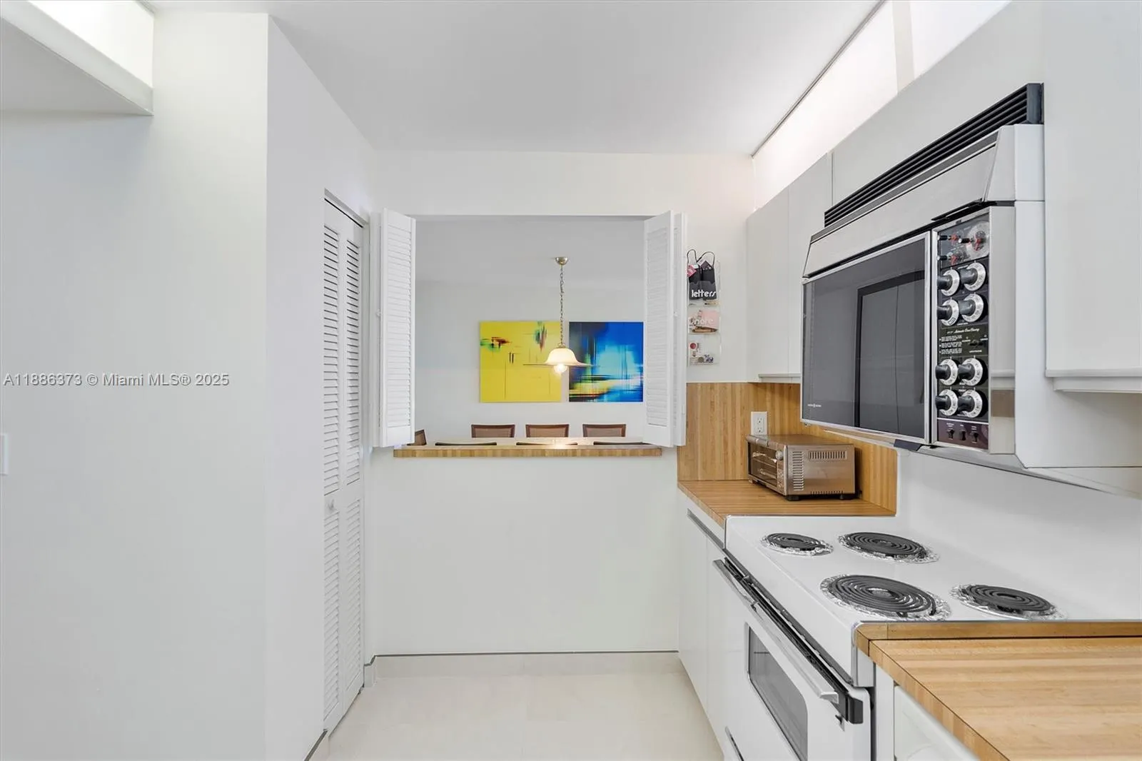 2401 S Ocean Dr, #905