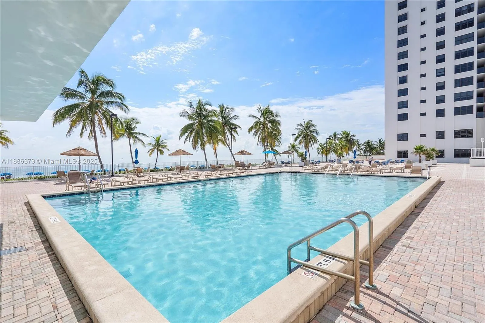 2401 S Ocean Dr, #905