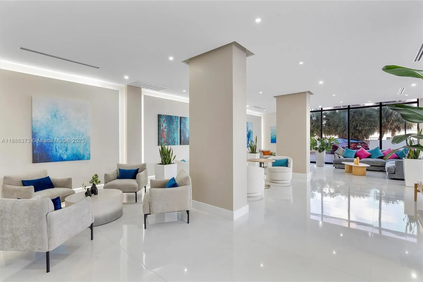 2401 S Ocean Dr, #905