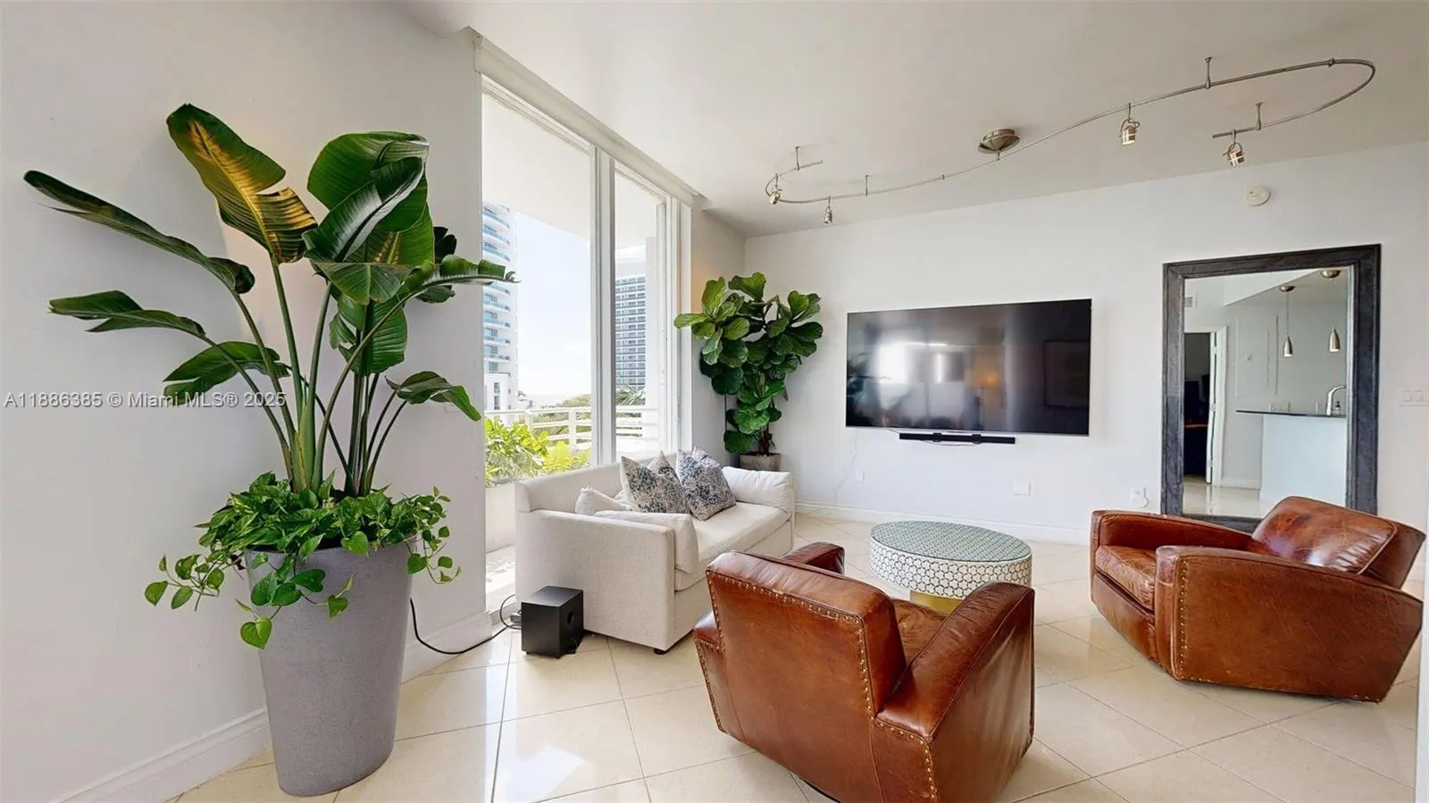 5970 Indian Creek Dr, #PH-4