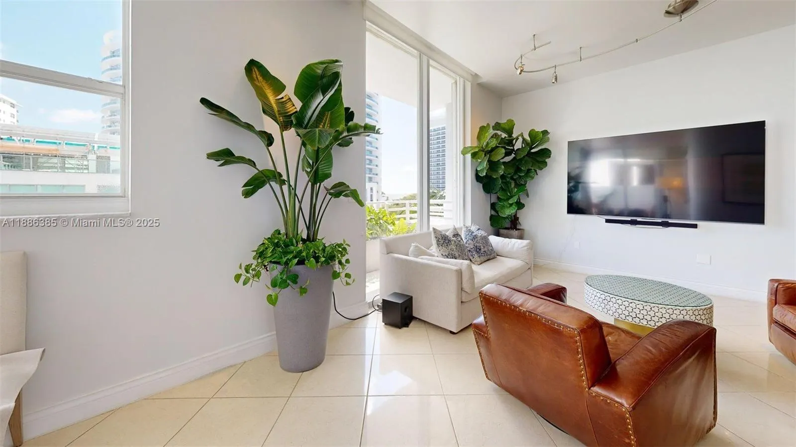 5970 Indian Creek Dr, #PH-4