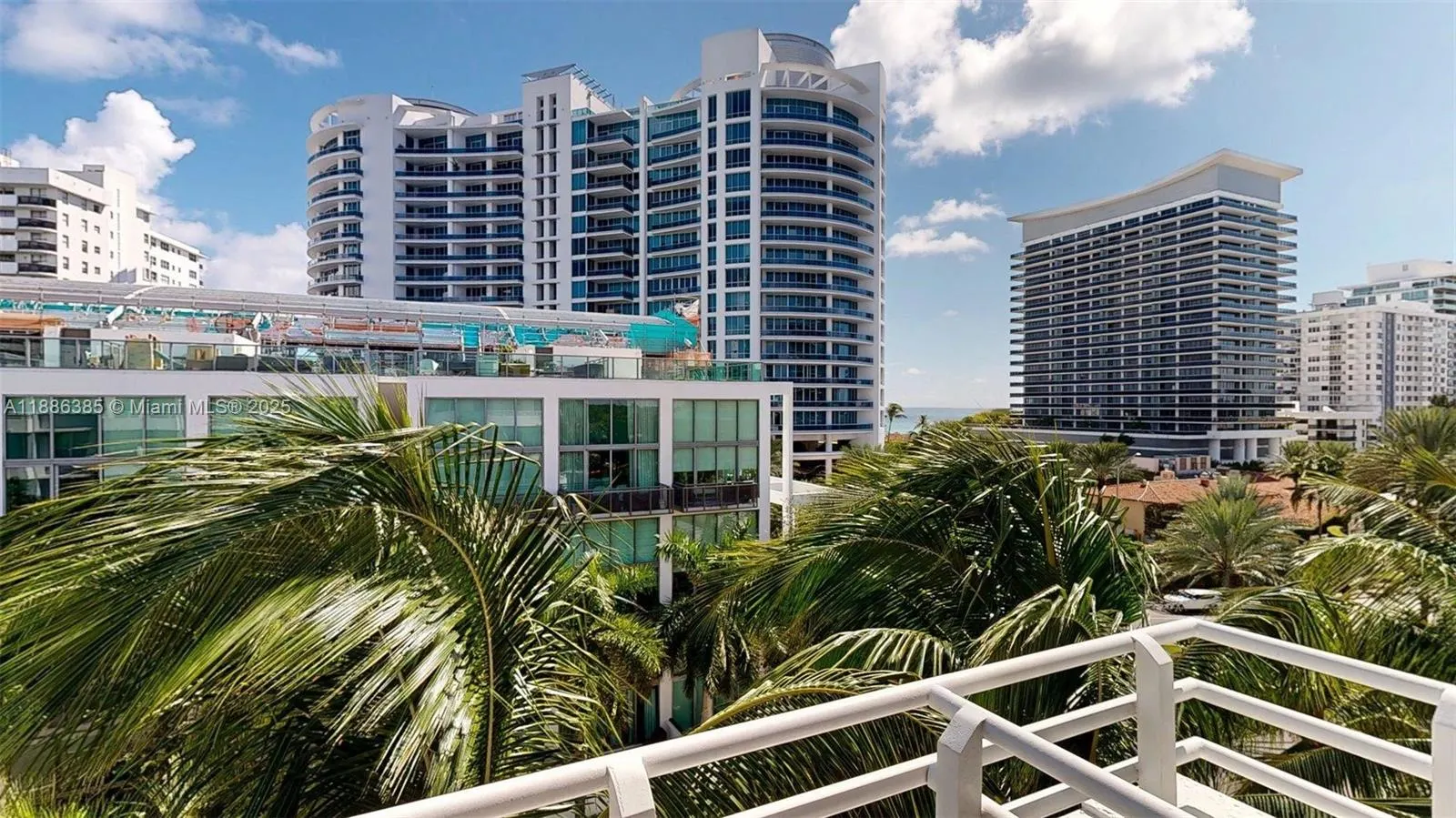 5970 Indian Creek Dr, #PH-4