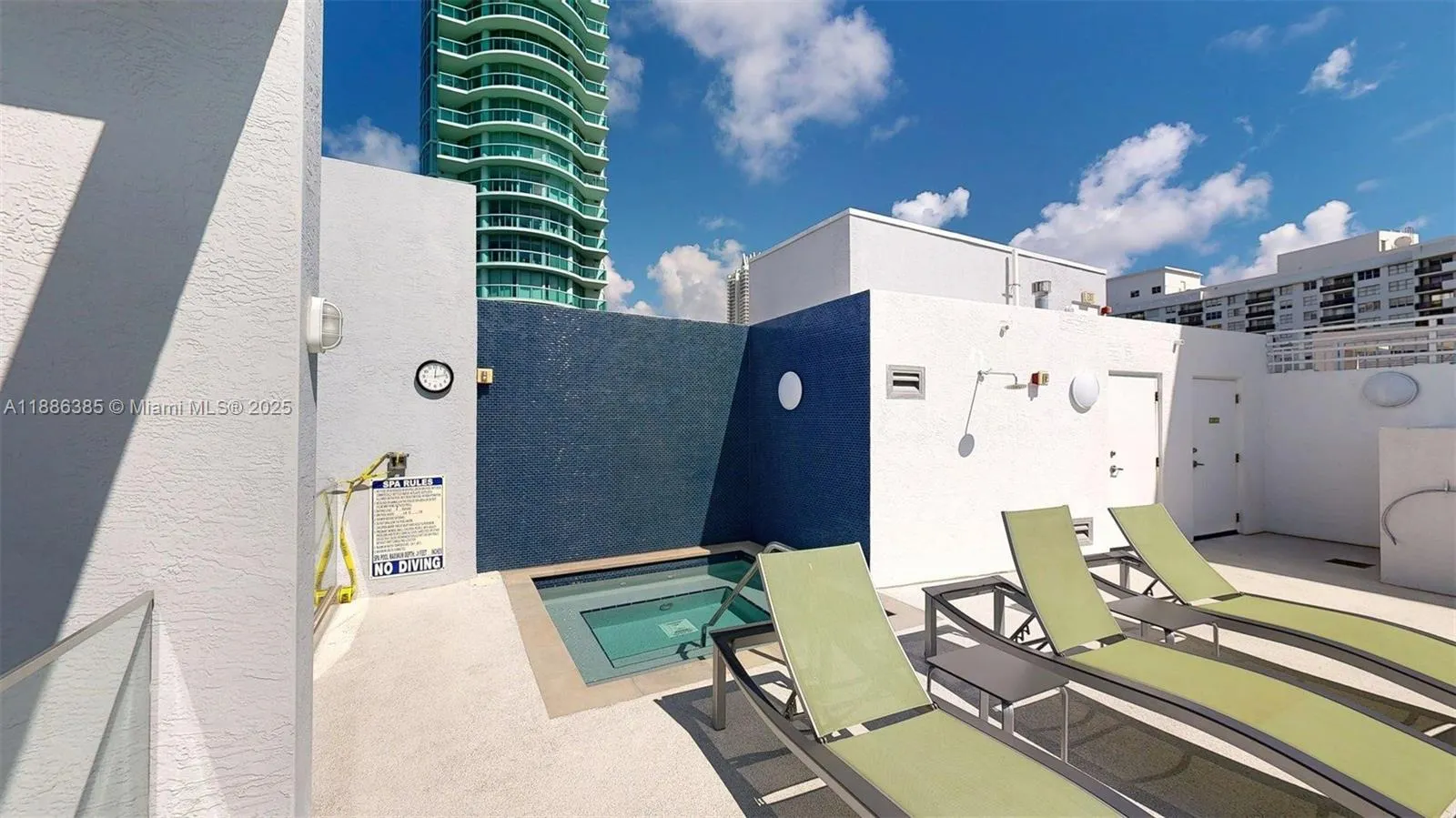 5970 Indian Creek Dr, #PH-4