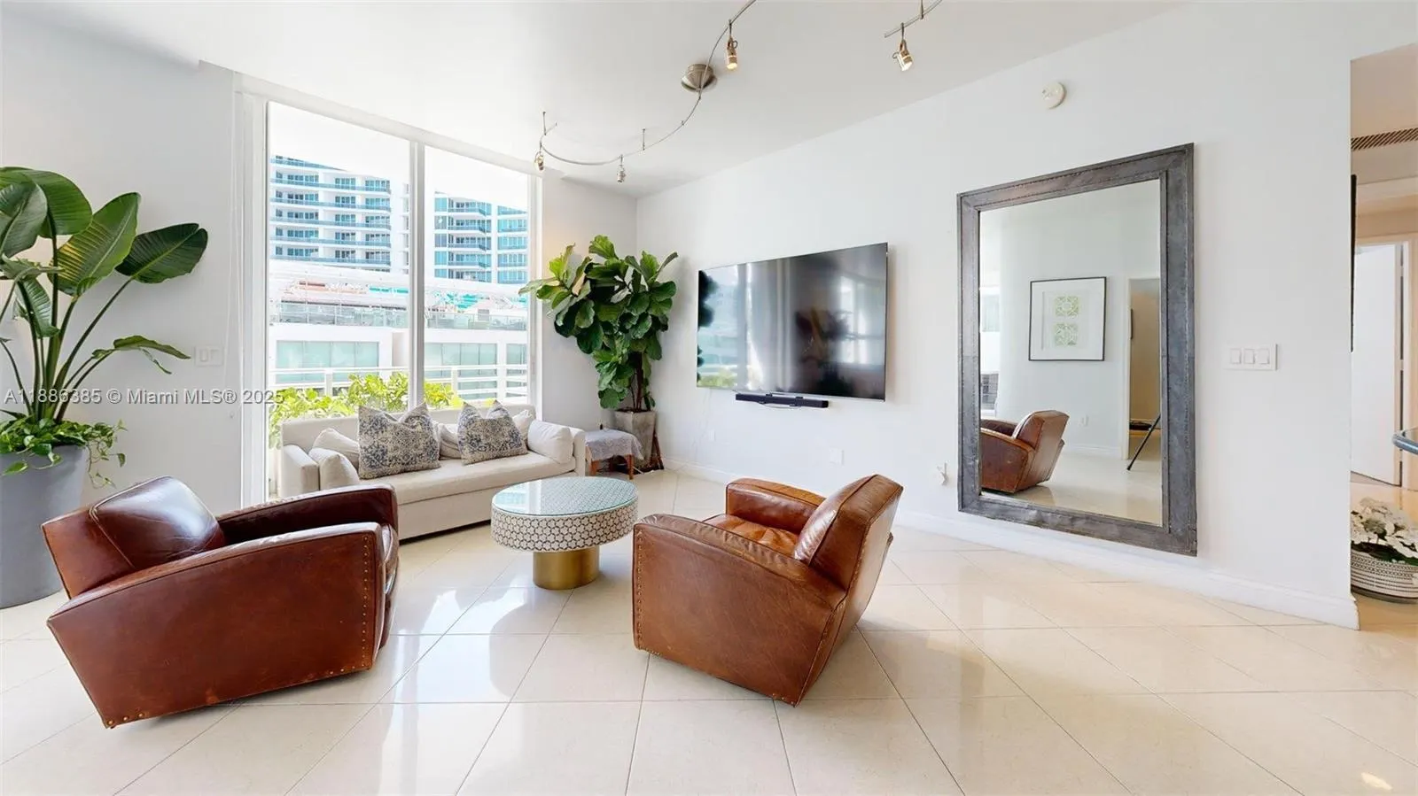 5970 Indian Creek Dr, #PH-4