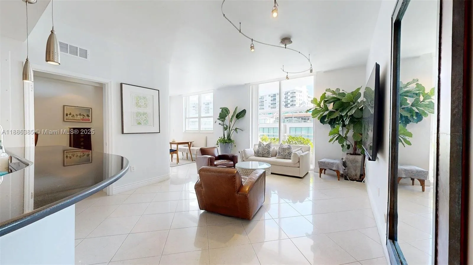 5970 Indian Creek Dr, #PH-4