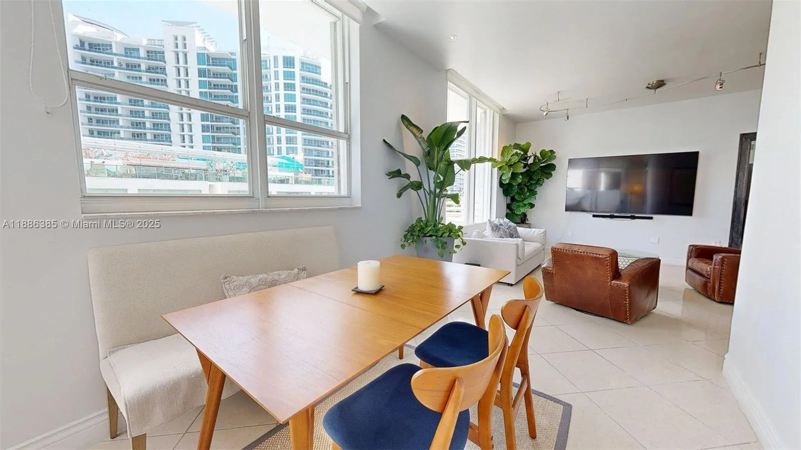 5970 Indian Creek Dr, #PH-4