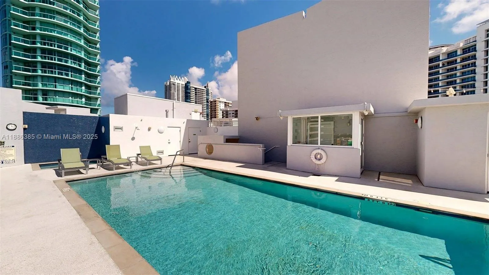 5970 Indian Creek Dr, #PH-4