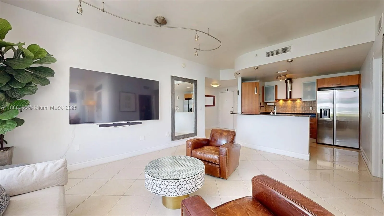 5970 Indian Creek Dr, #PH-4