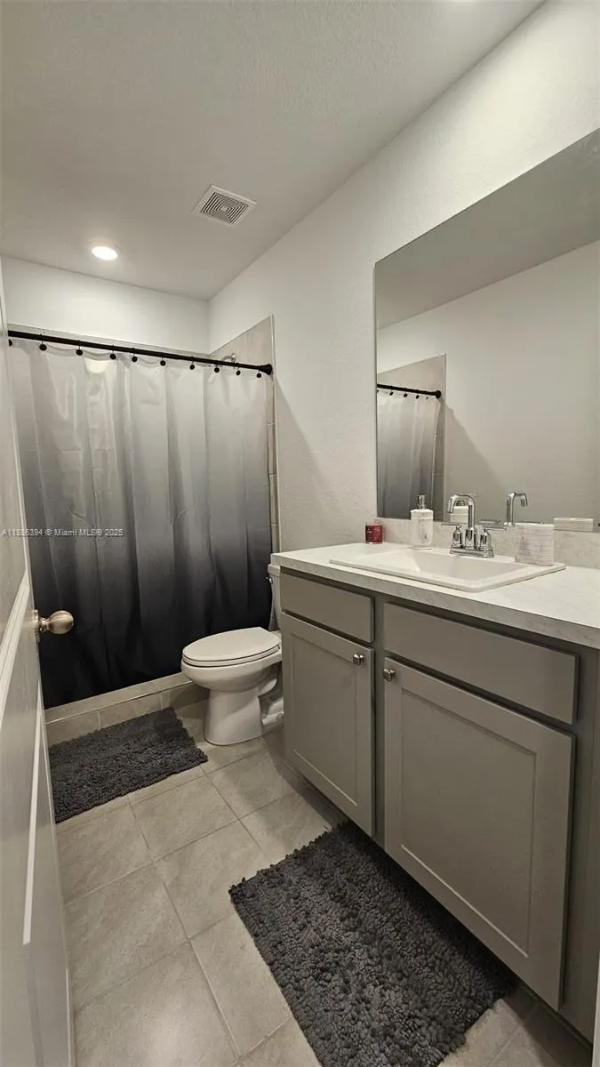 364 NW 8th Ct, #364