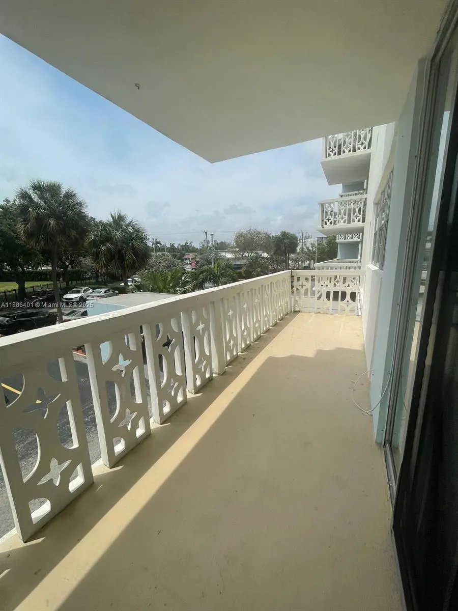 13155 Ixora Ct, #201