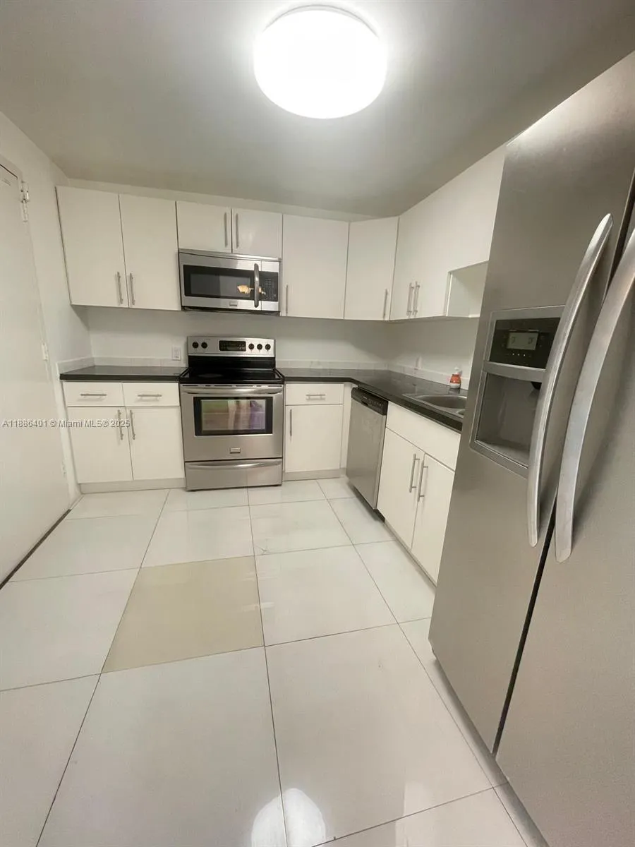 13155 Ixora Ct, #201