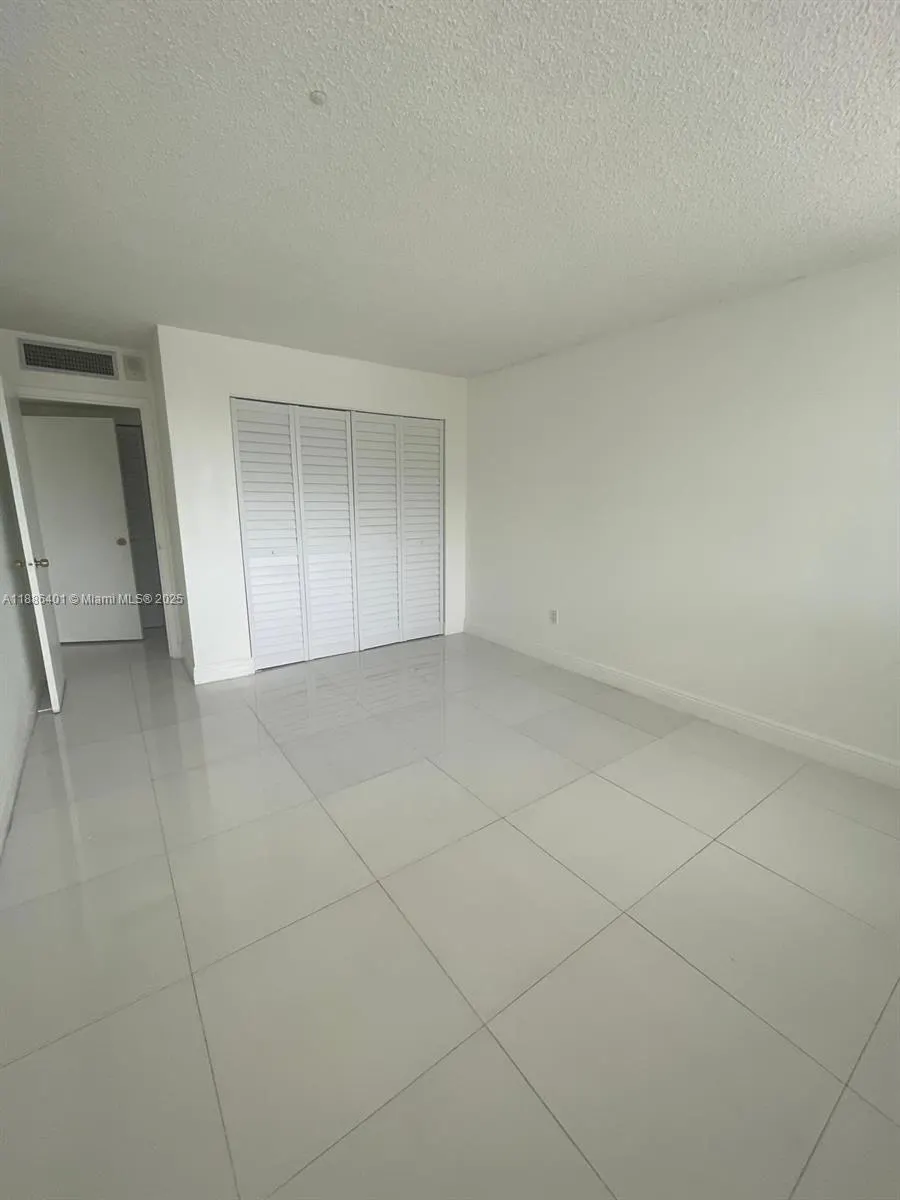 13155 Ixora Ct, #201