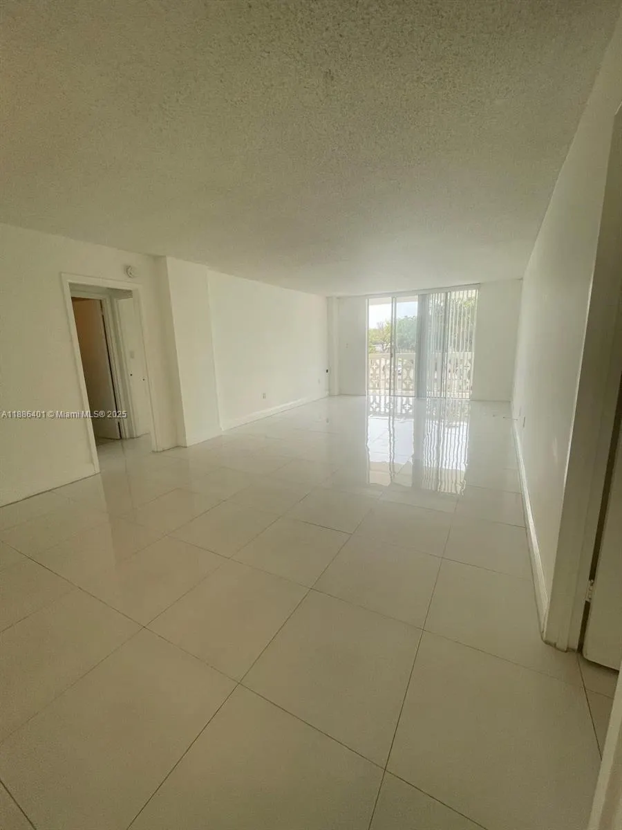 13155 Ixora Ct, #201