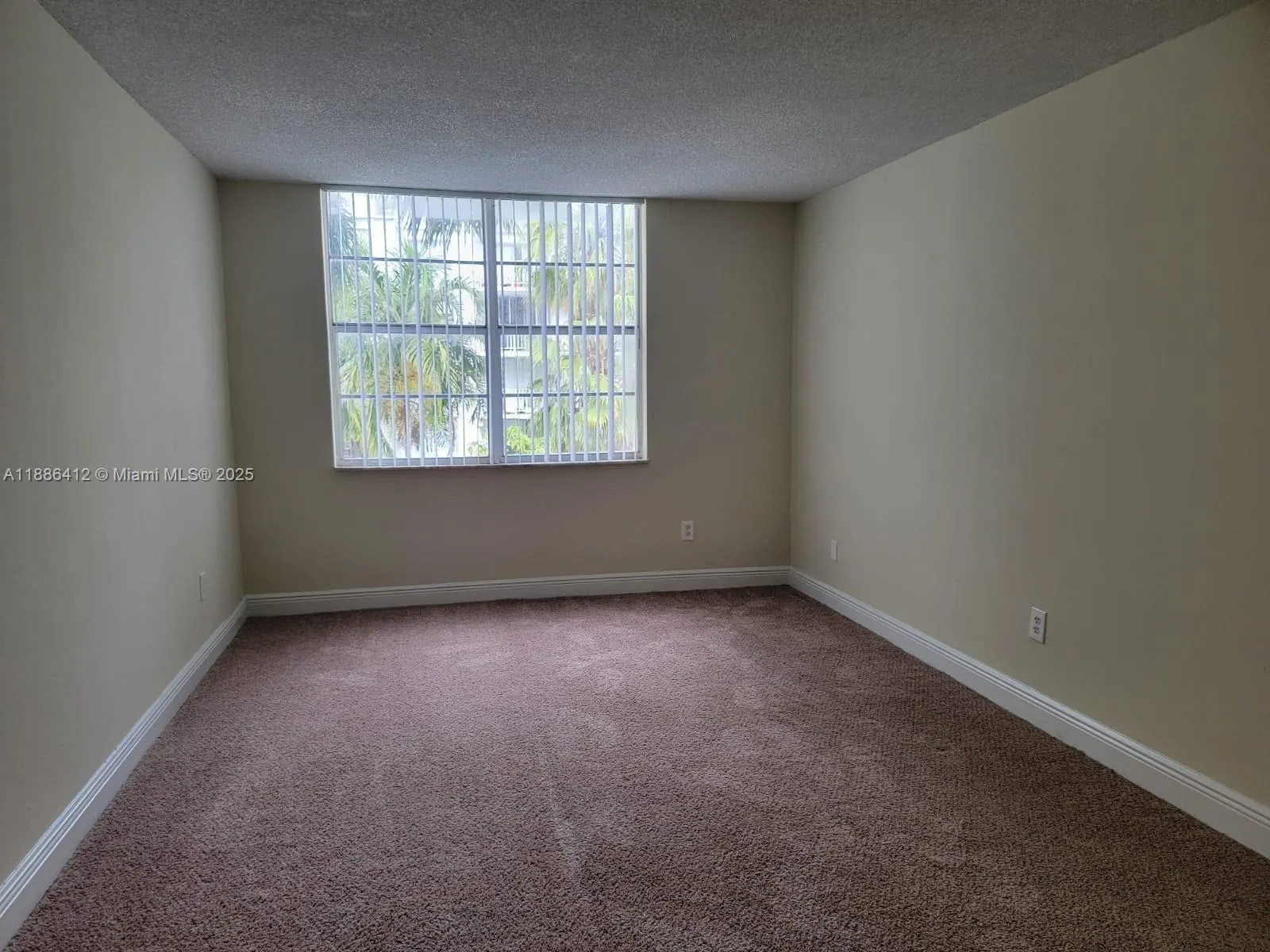 494 NW 165th St Rd, #C-404