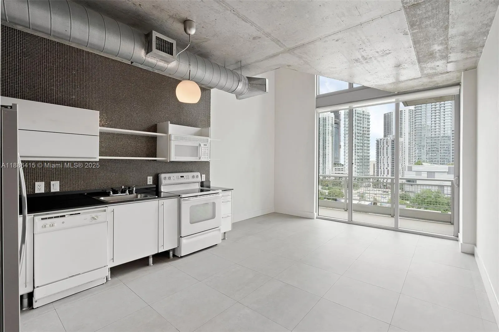 690 SW 1st Ct, #1514