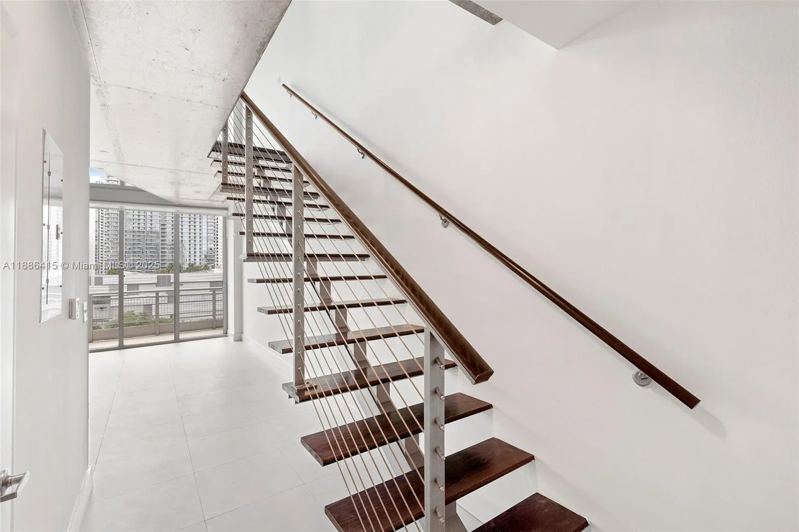 690 SW 1st Ct, #1514