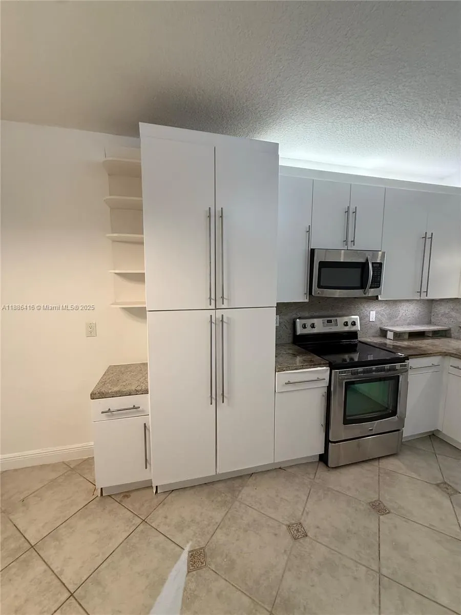 10750 NW 66th St, #112