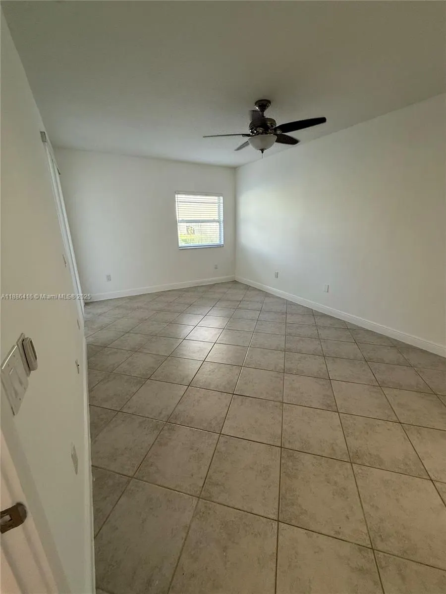 10750 NW 66th St, #112