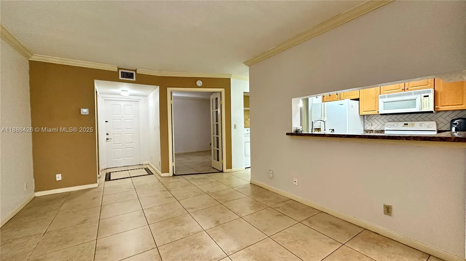 9777 Westview Dr, #1112