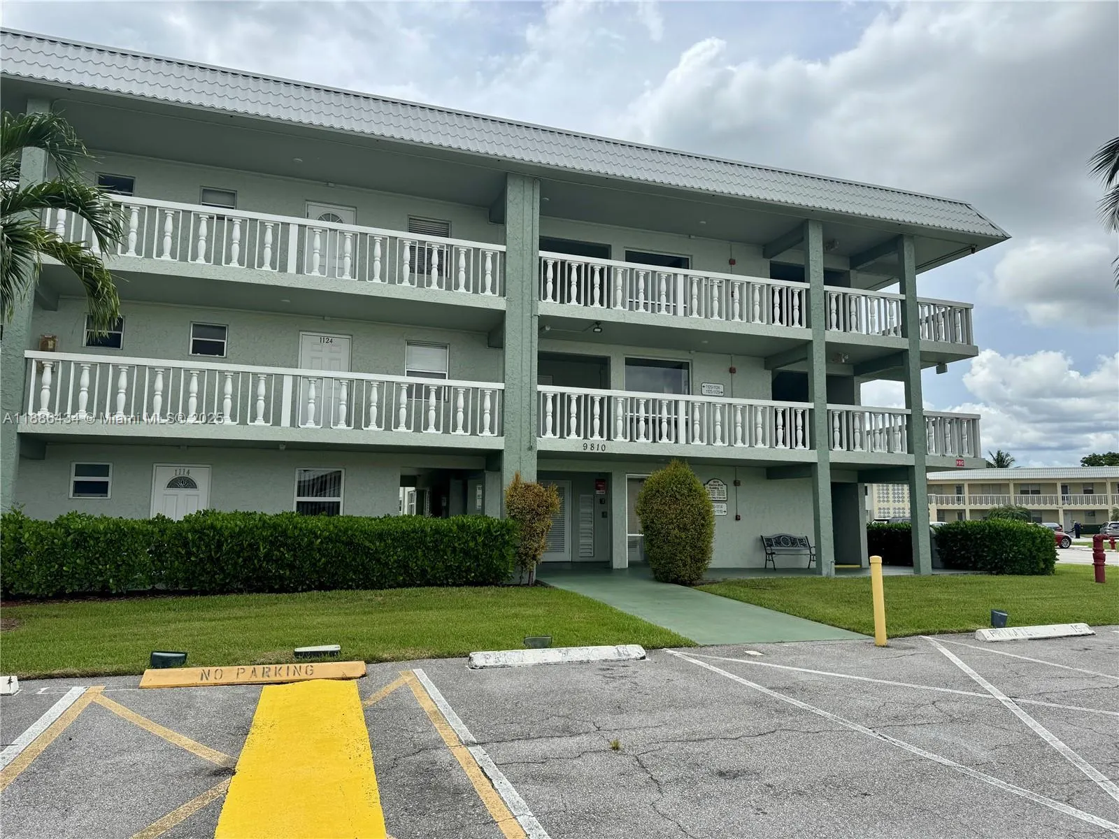9810 Marina Blvd, #1124
