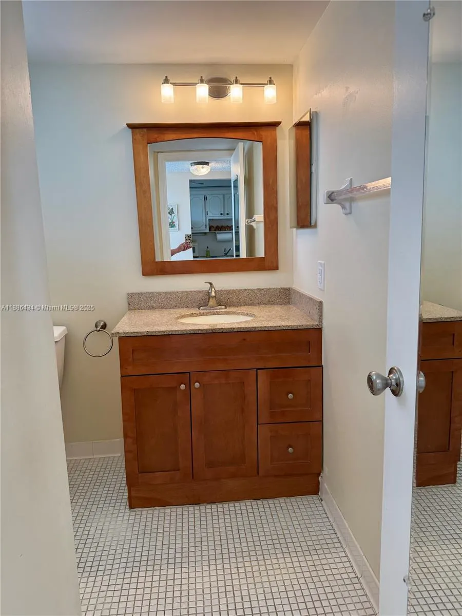 9810 Marina Blvd, #1124