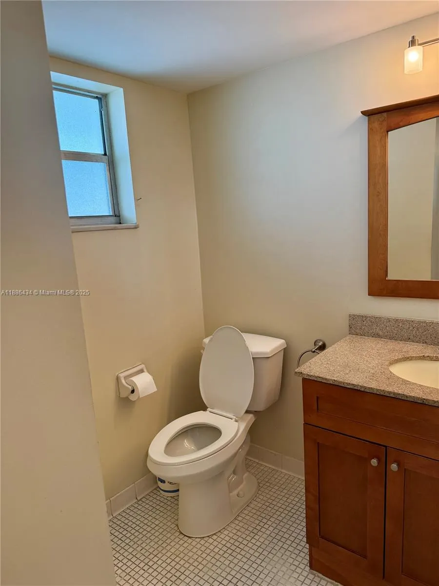 9810 Marina Blvd, #1124