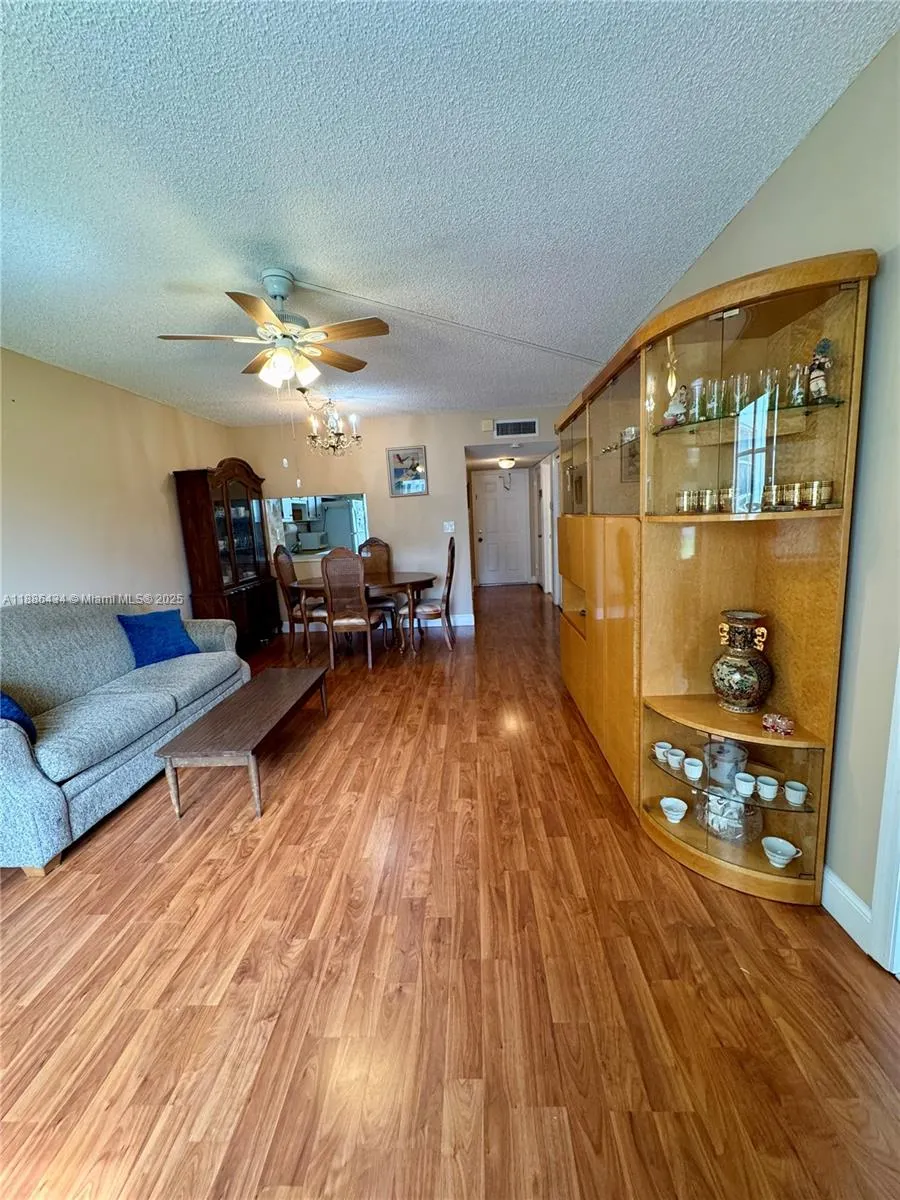 9810 Marina Blvd, #1124