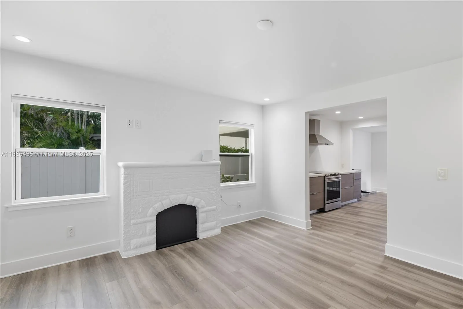 45 NW 25th Ave