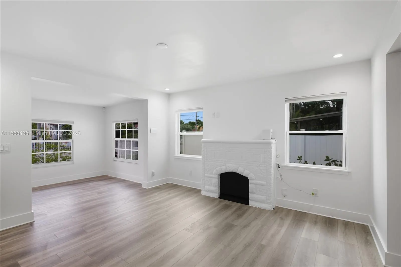45 NW 25th Ave