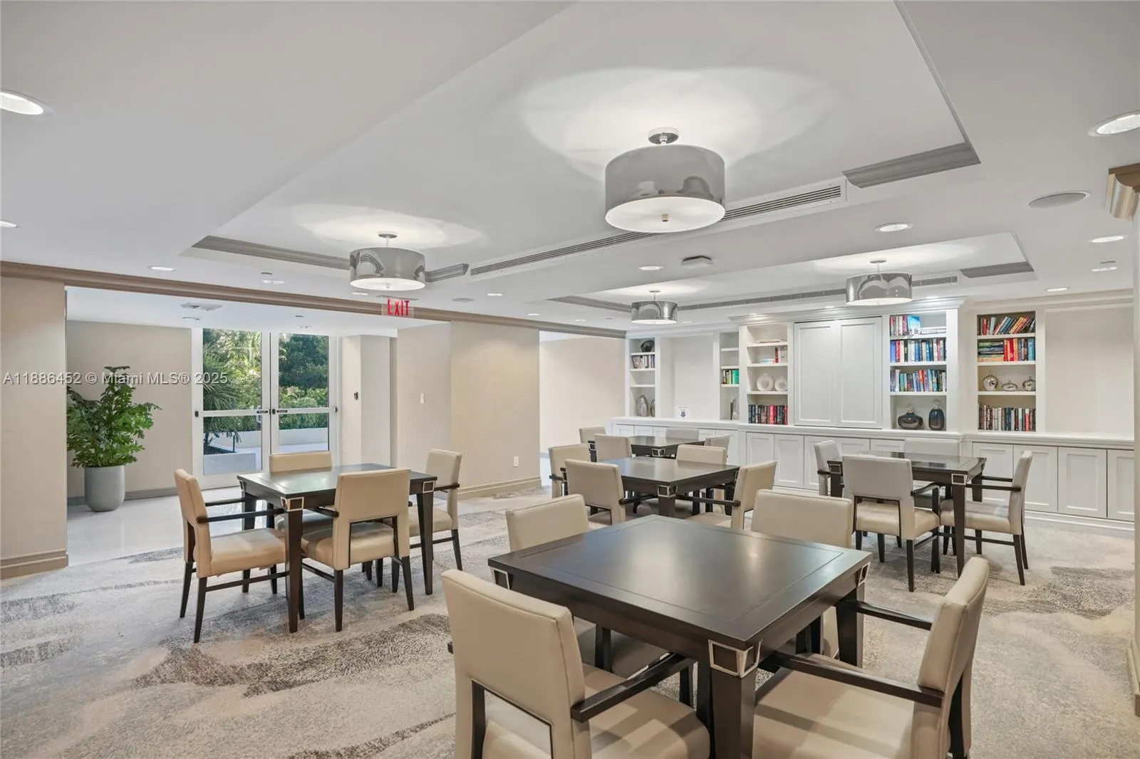 7000 Island Blvd, #3008