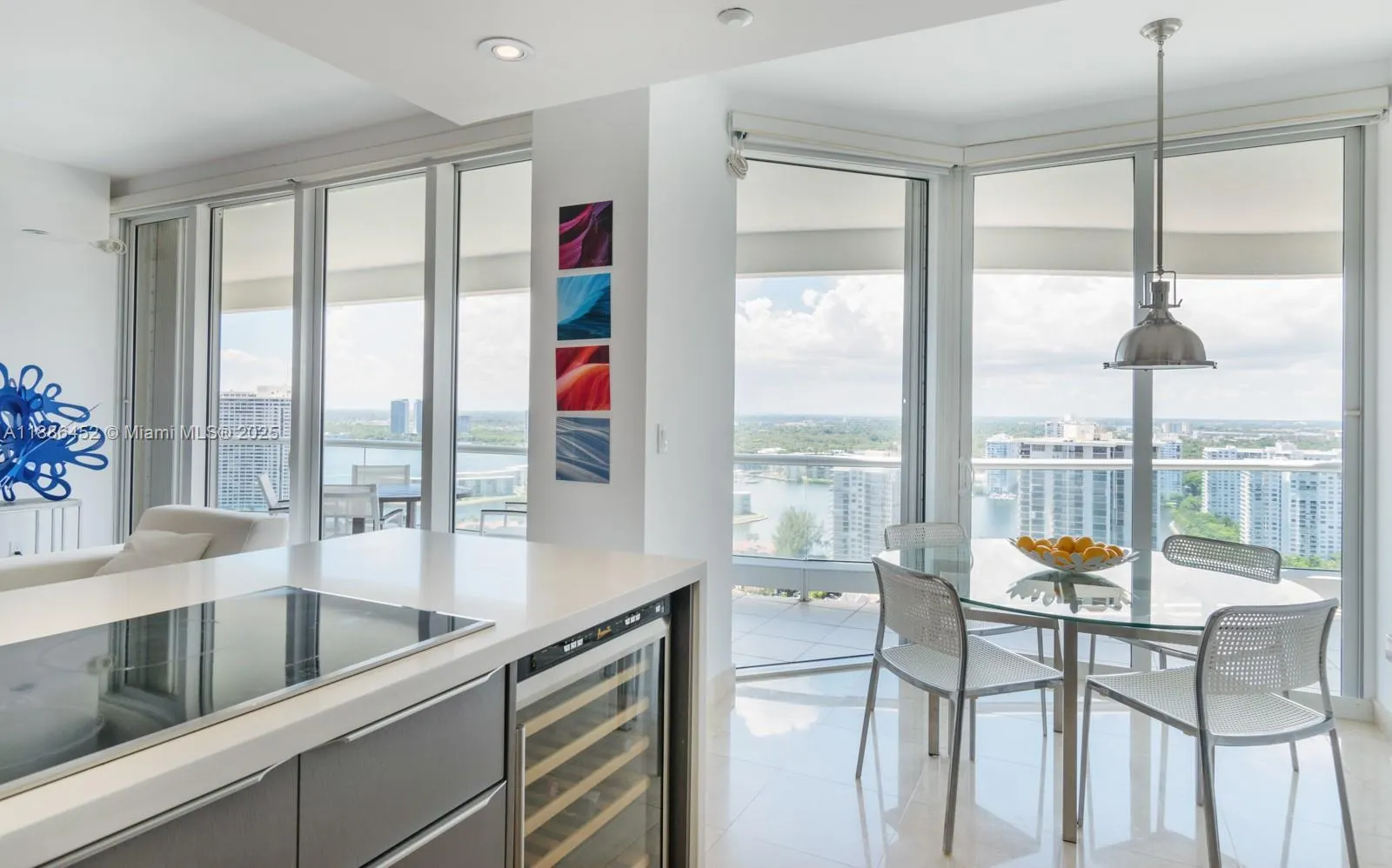 7000 Island Blvd, #3008