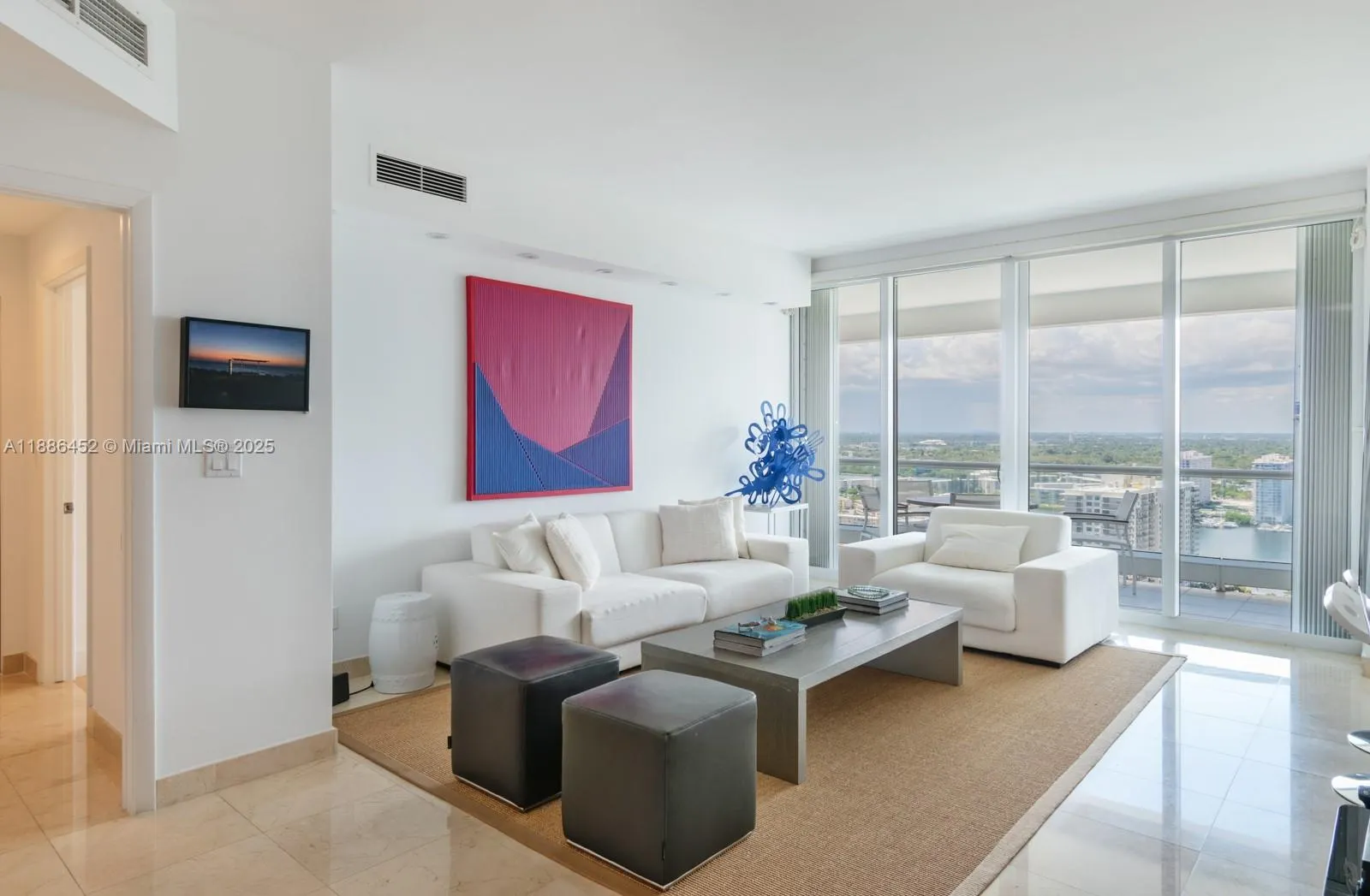 7000 Island Blvd, #3008