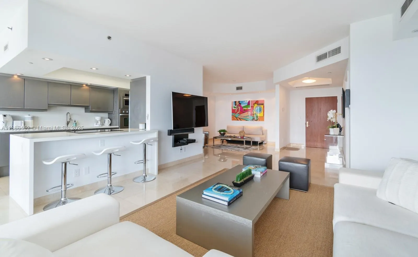 7000 Island Blvd, #3008