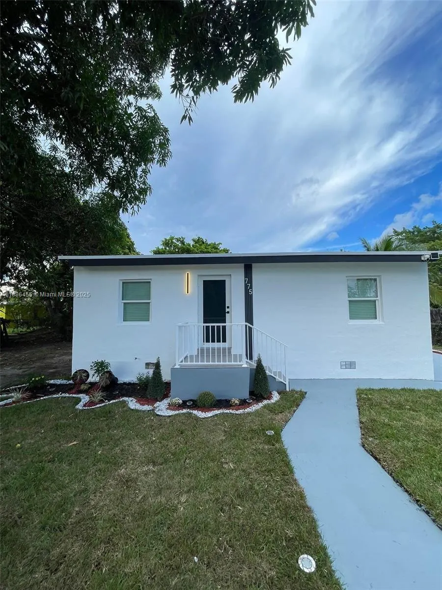 775 NW 142nd St