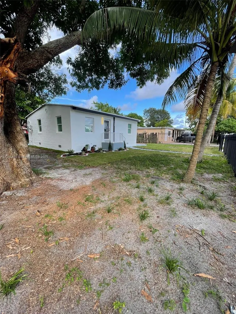 775 NW 142nd St