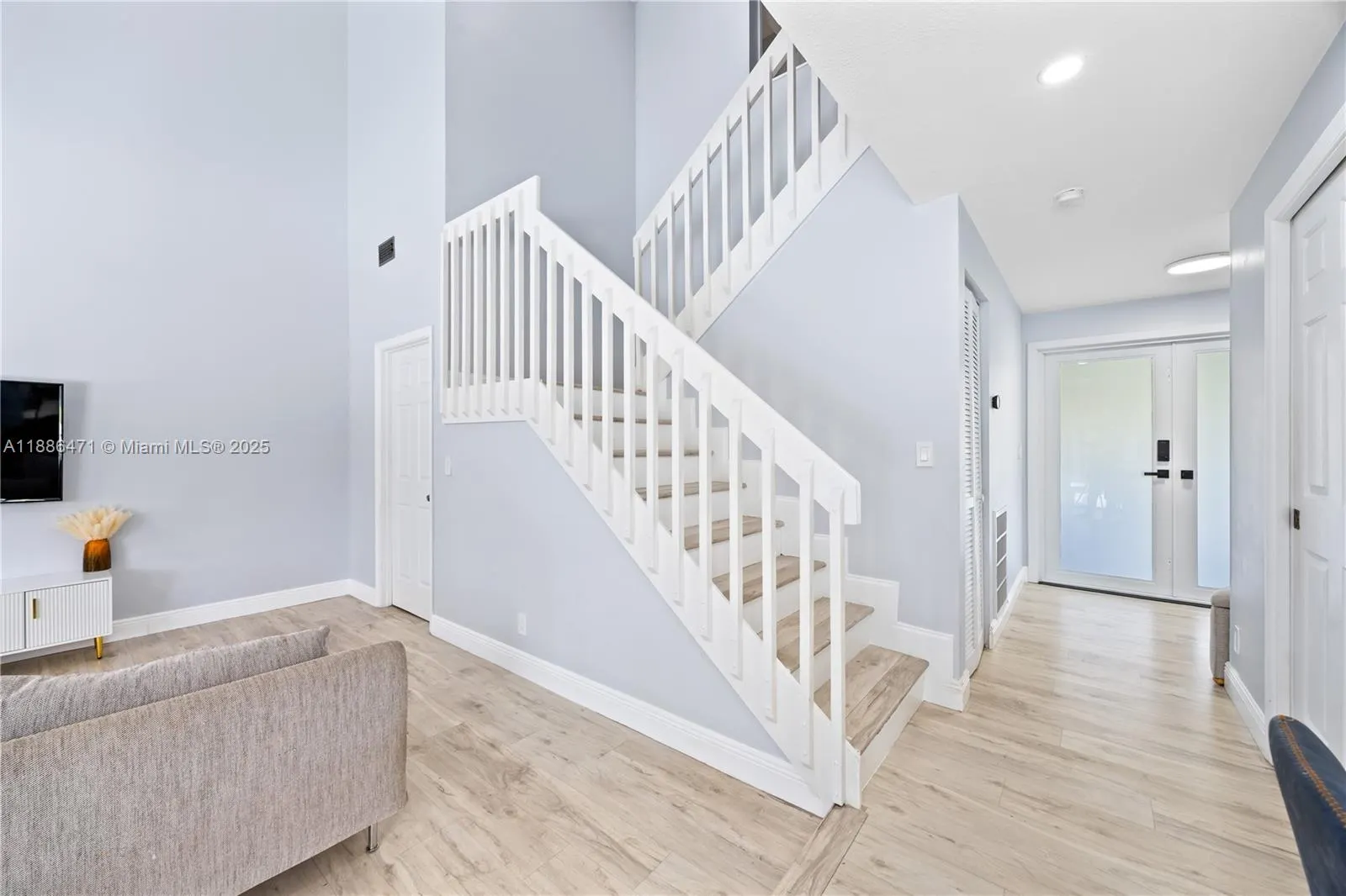 22341 Sea Bass Dr
