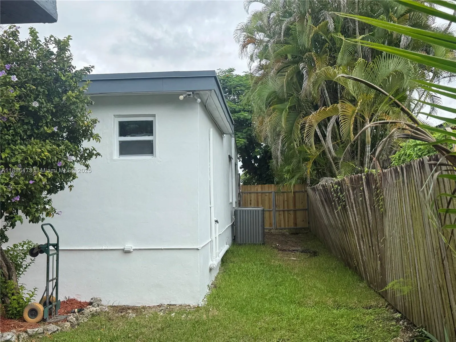 4340 SW 15th St