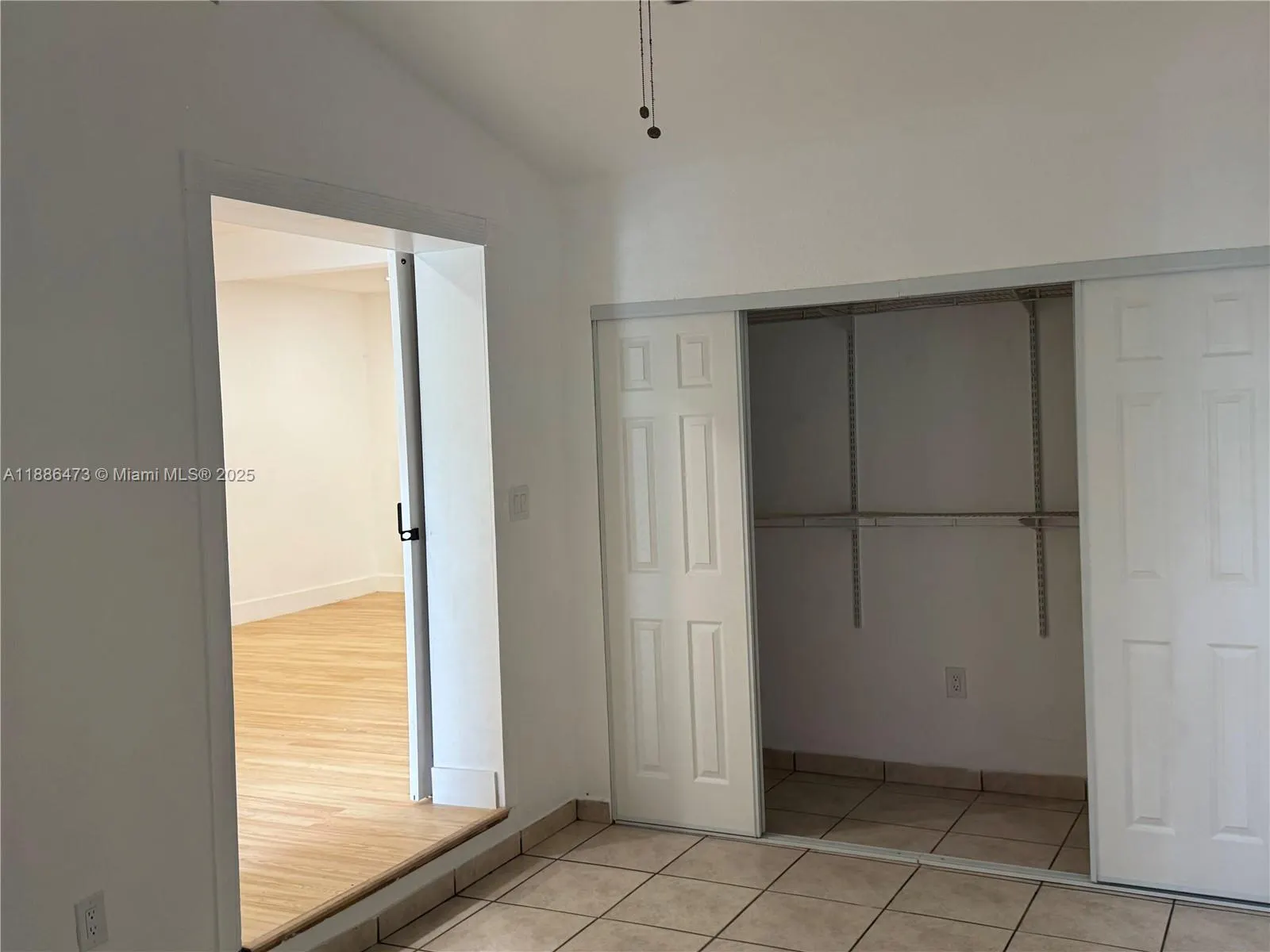 4340 SW 15th St