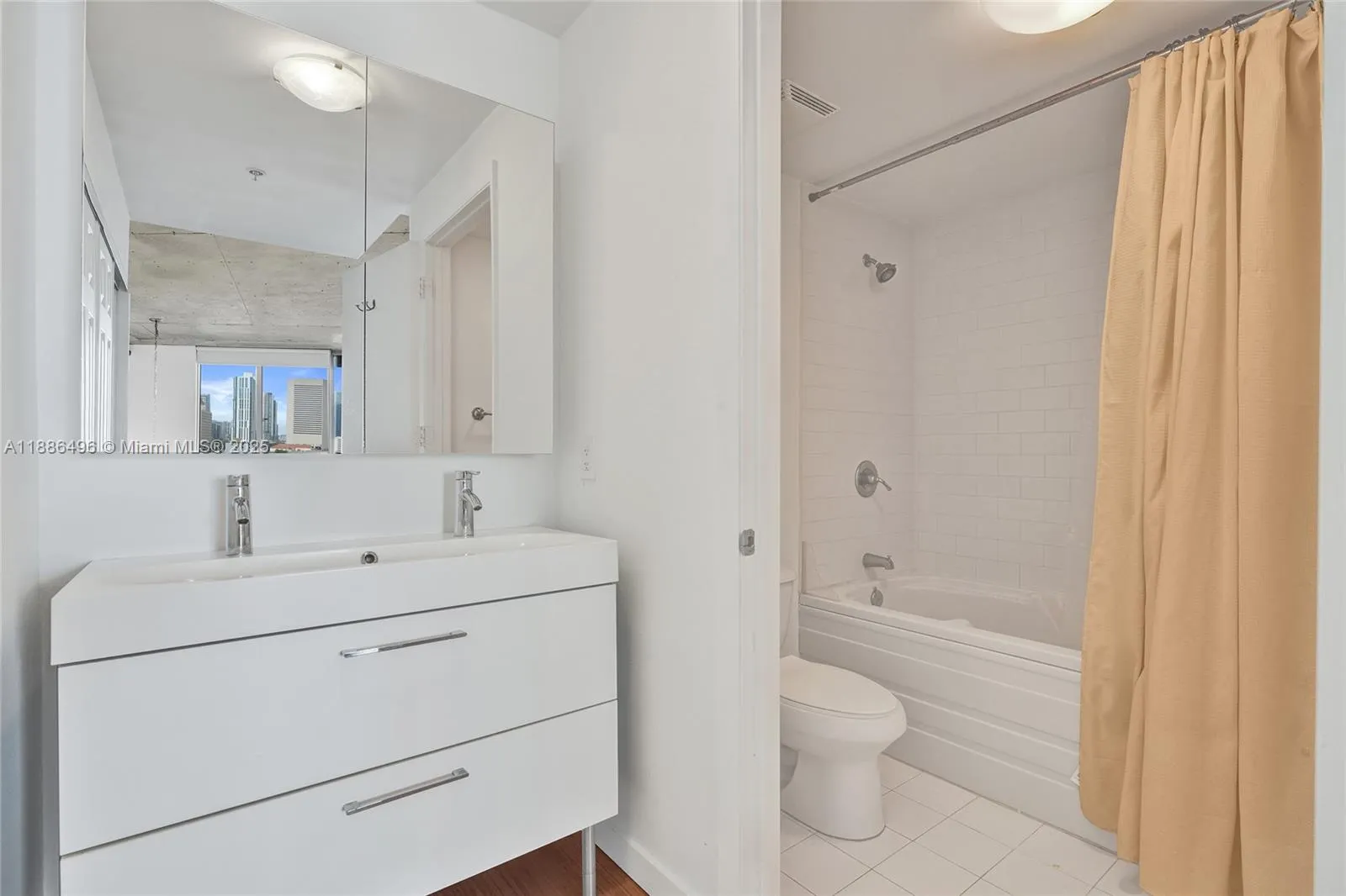 690 SW 1st Ct, #1213