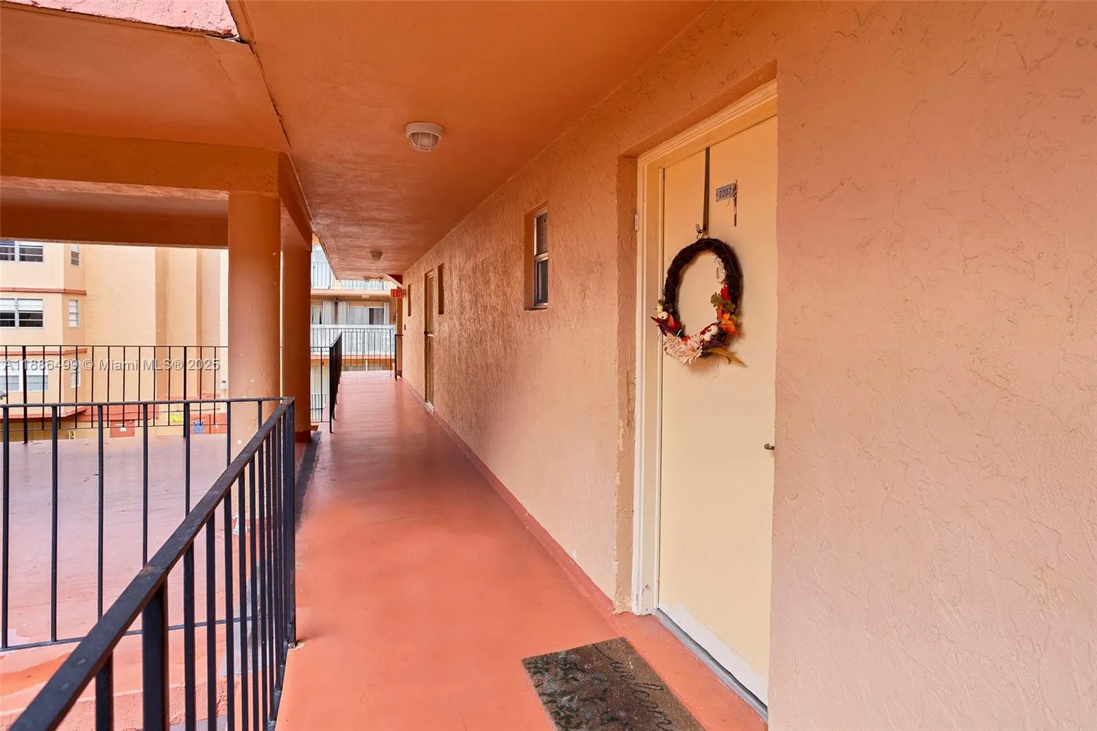 1850 W 56th St, #2207