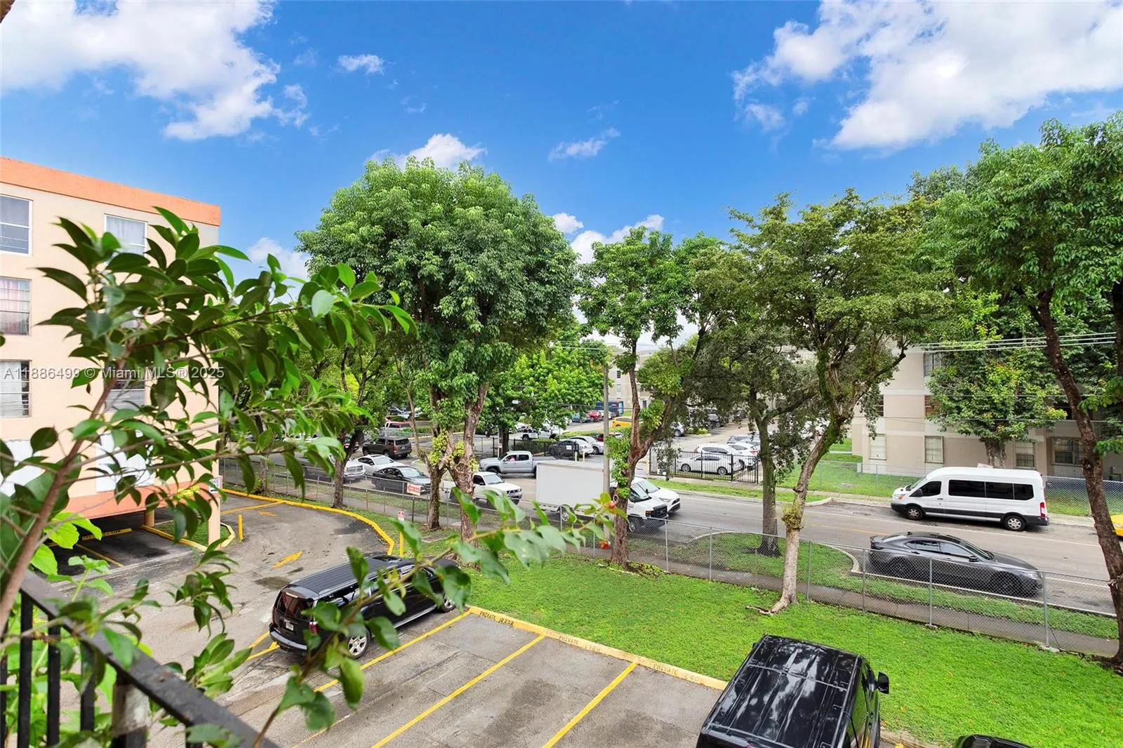 1850 W 56th St, #2207