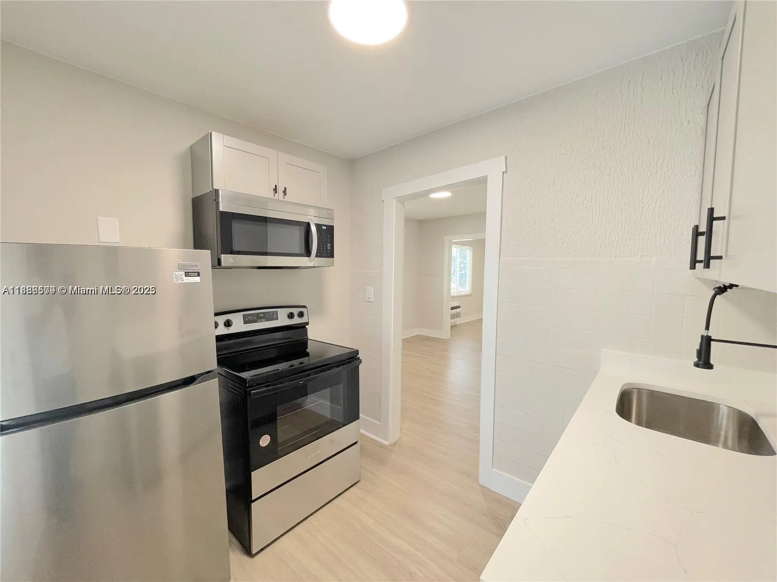 1836 Dewey St, #1-6