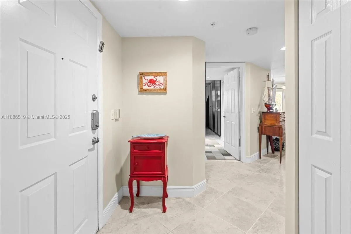 2021 SE 10th Ave, #212